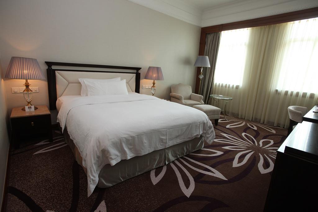 Foshan Fontainebleau Hotel الغرفة الصورة